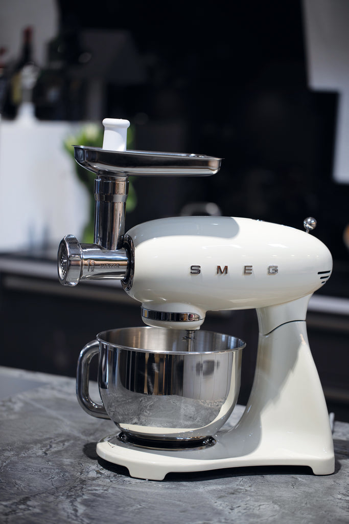 SMEG Food Processor with Stainless Steel Universal Grinder