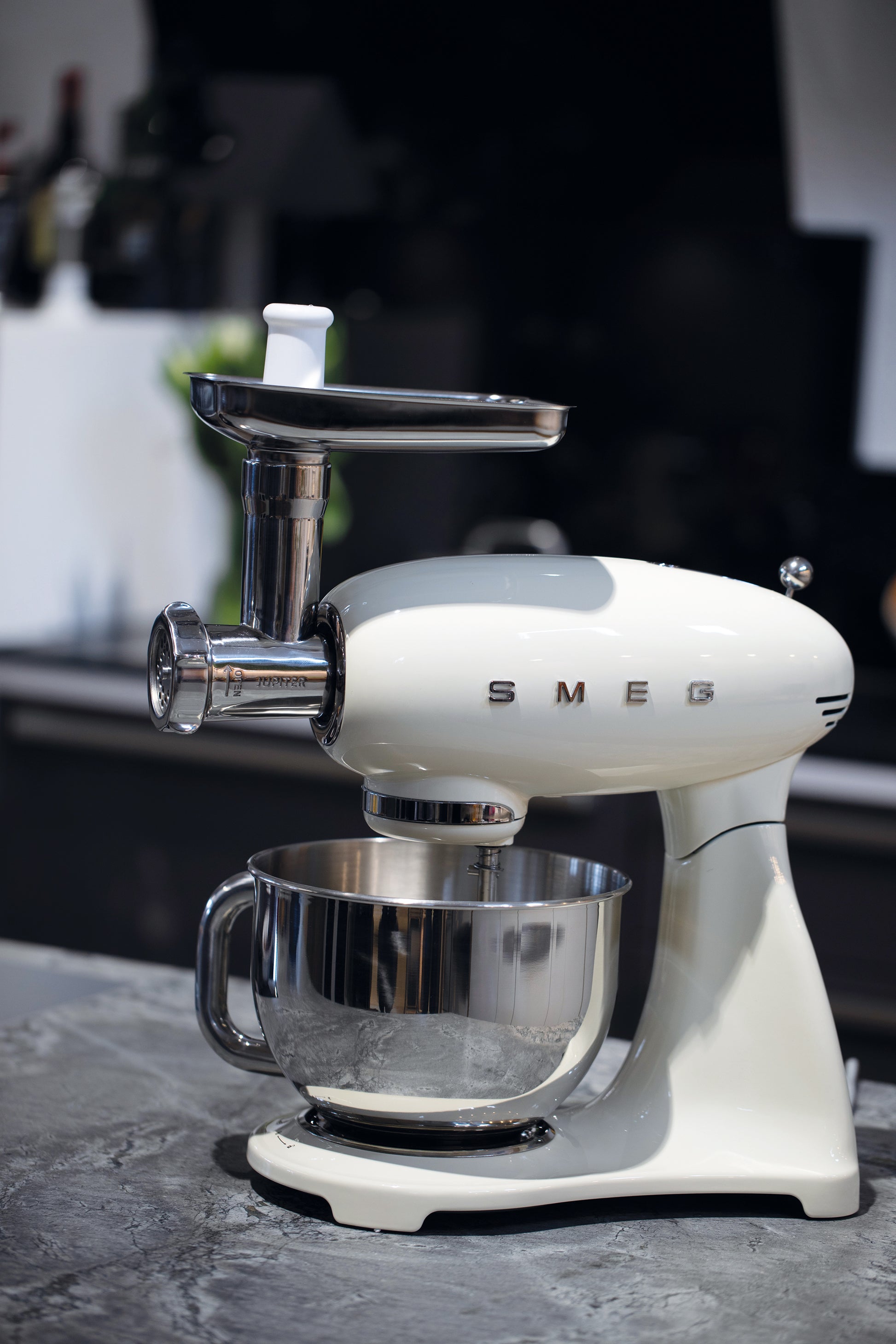 Robot de cuisine SMEG avec hachoir universel en acier inoxydable